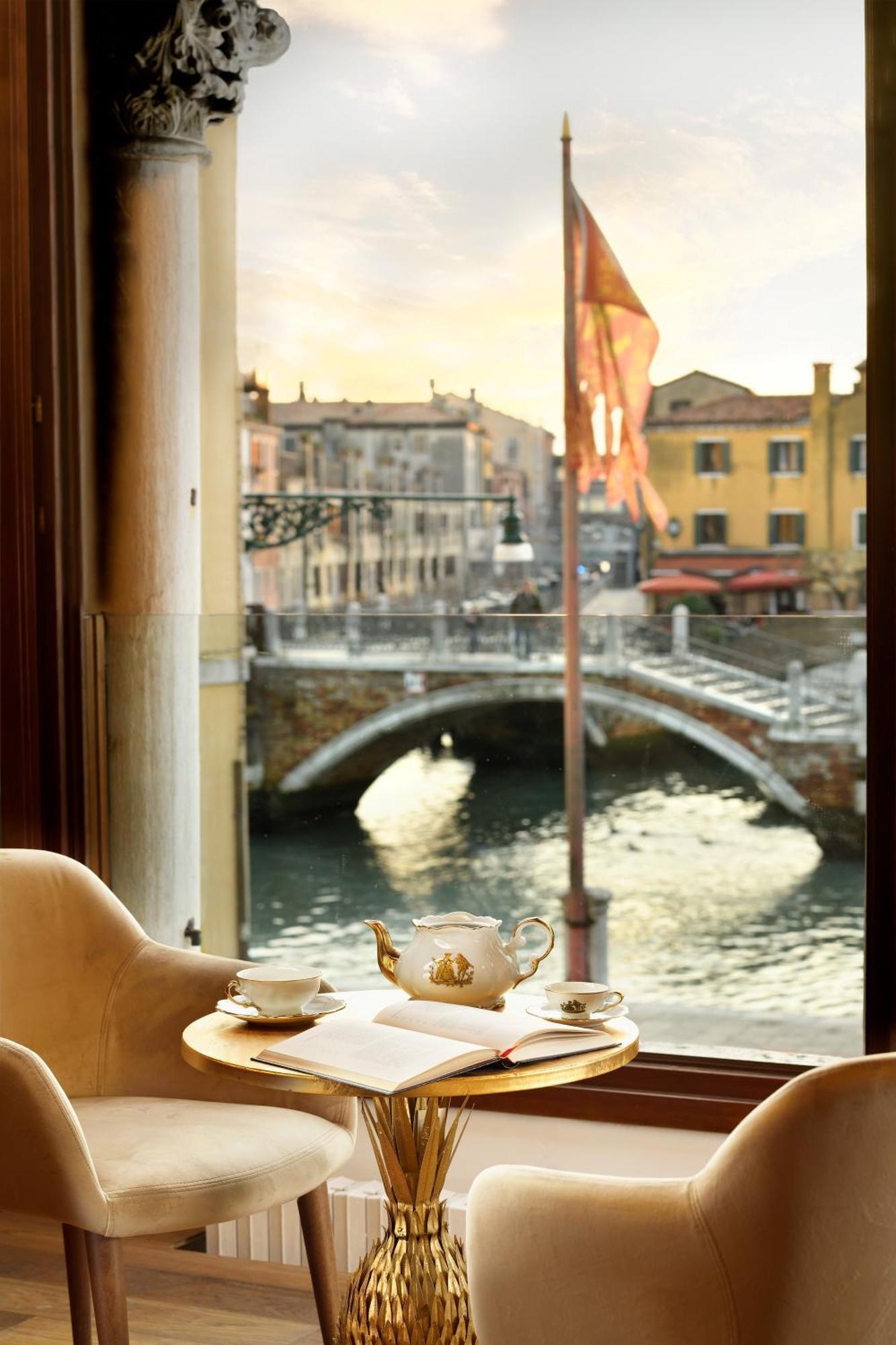 Swan Dolcevita Prestige - Canal View & Exclusive Experience Apartment *